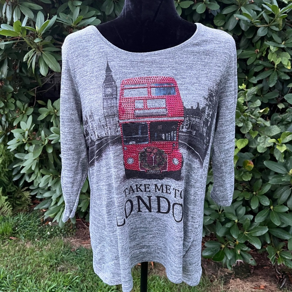 Style & Co. Gray London Bus Long Sleeve Tee